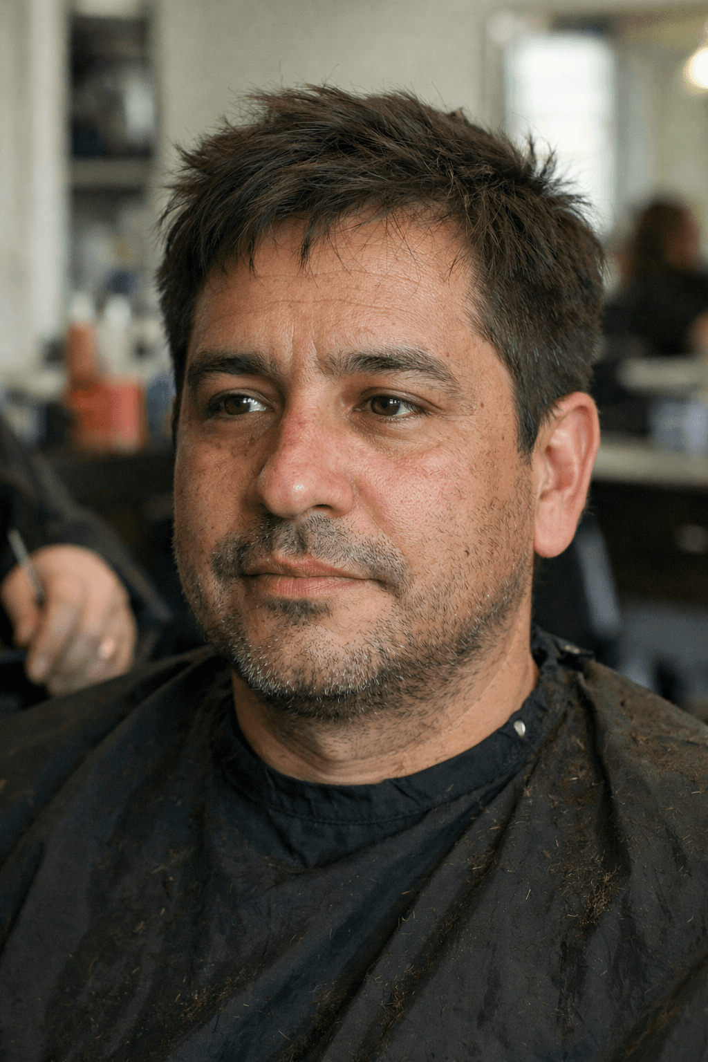 Corte e cor clássicos, cor feita em casa em Lagoa